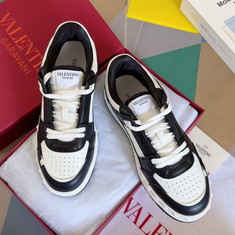 Valentino Sneakers